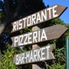 Segnali in legno per ristorante, pizzeria e bar-market.